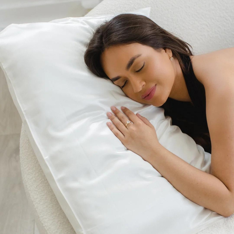 SaintlyStrands™  Frizz-Free Silk Blended Pillow Covers